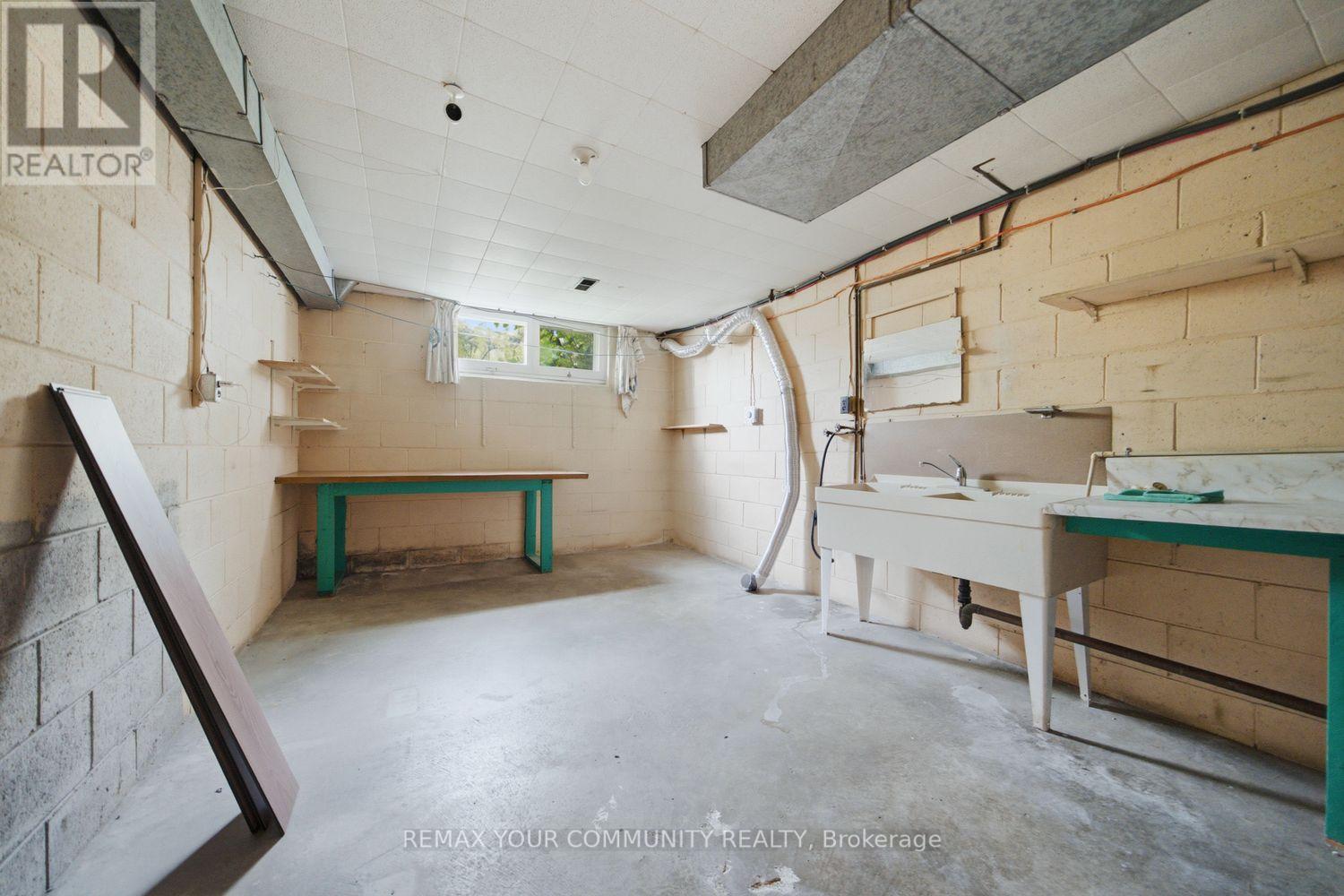 50 Felan Crescent, Toronto (Thistletown-Beaumonde Heights), Ontario  M9V 3A3 - Photo 42 - W14029450