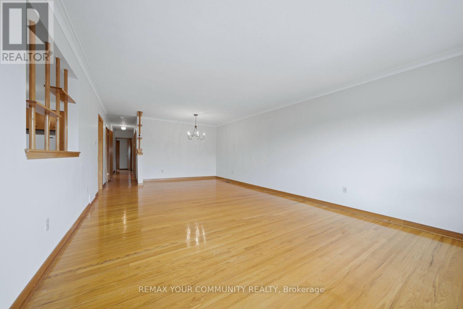 50 Felan Crescent, Toronto (Thistletown-Beaumonde Heights), Ontario  M9V 3A3 - Photo 9 - W14029450