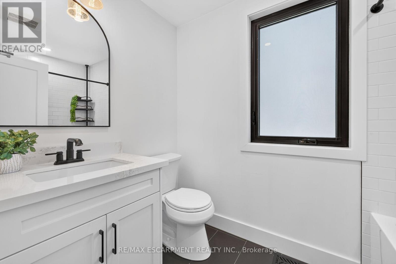 2356 Fassel Avenue, Burlington (Freeman), Ontario  L7R 3P3 - Photo 33 - W14029462