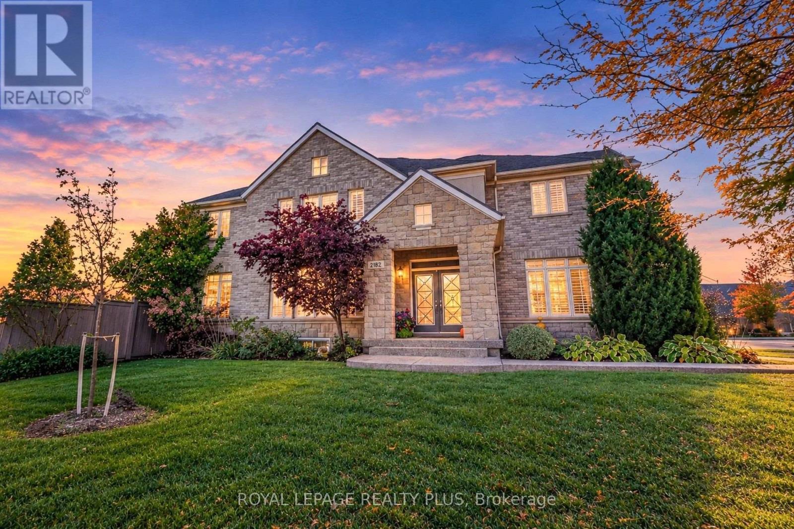 2182 HEATHCLIFF COURT, oakville (bc bronte creek), Ontario
