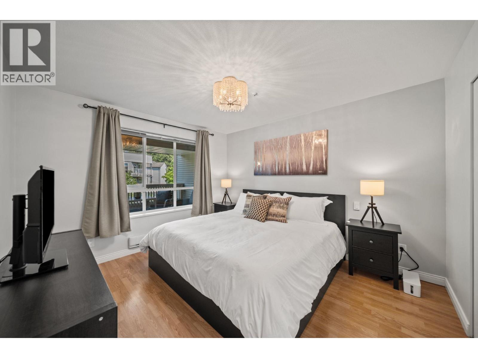 302 6745 Station Hill Court, Burnaby, British Columbia  V3N 4Z4 - Photo 12 - R3174911