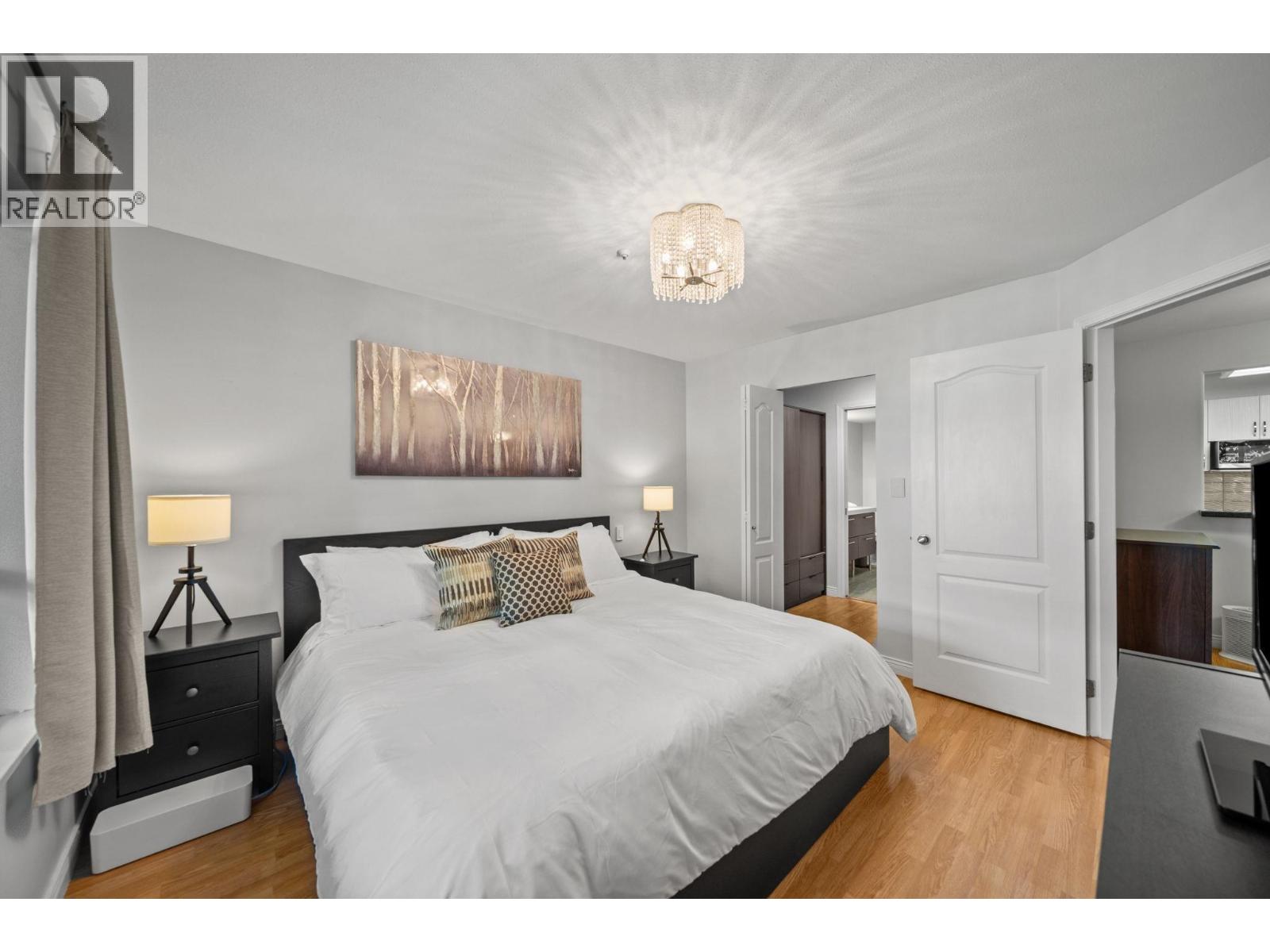302 6745 Station Hill Court, Burnaby, British Columbia  V3N 4Z4 - Photo 14 - R3174911