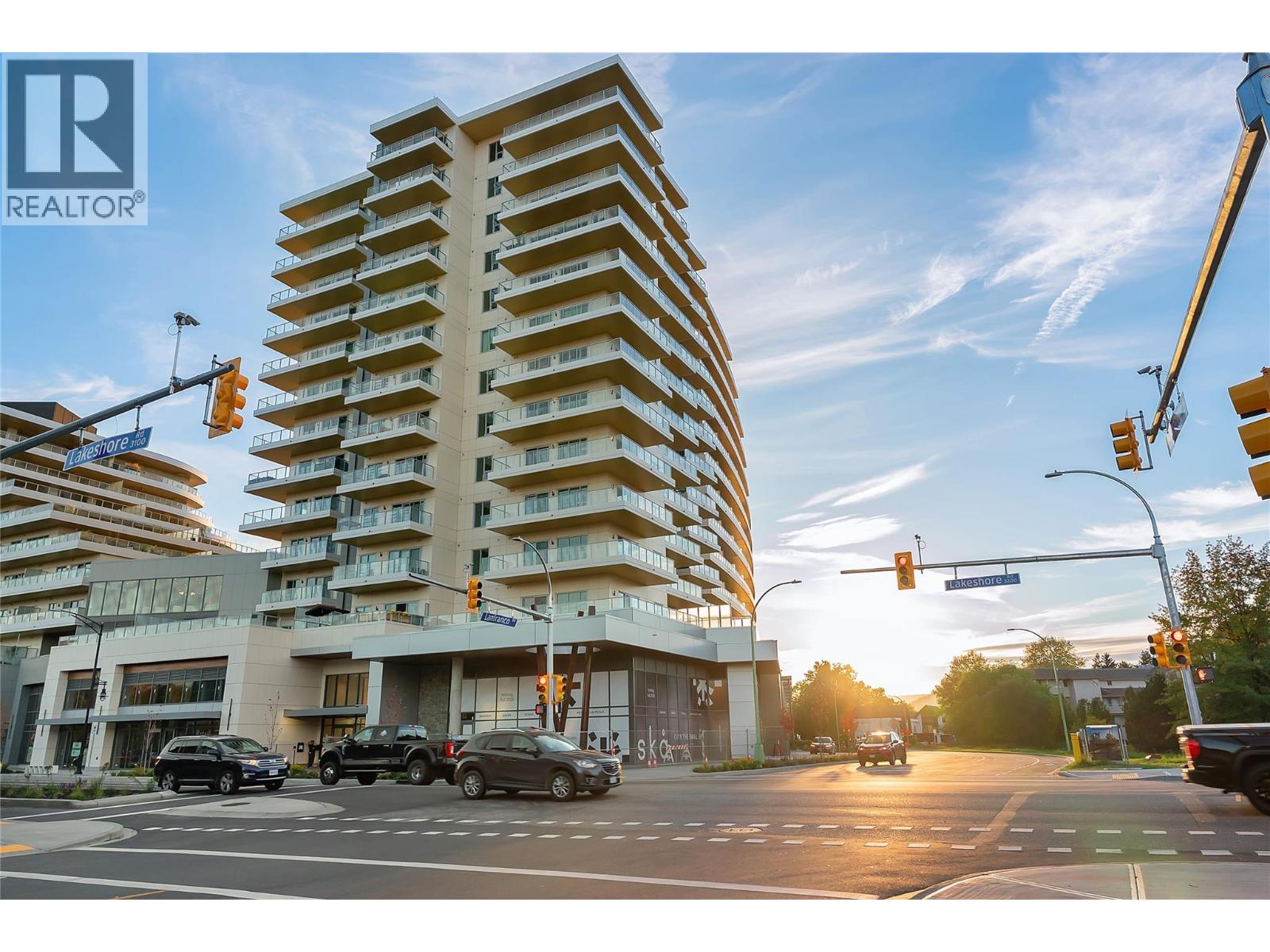 3300 Lakeshore Drive Unit# 418
