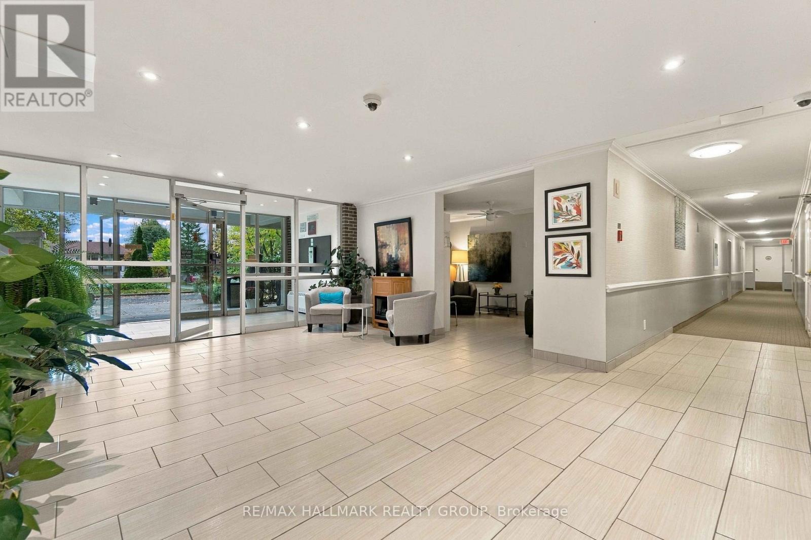 1007 - 2400 Virginia Drive, Ottawa, Ontario  K1H 8L3 - Photo 4 - X14013082