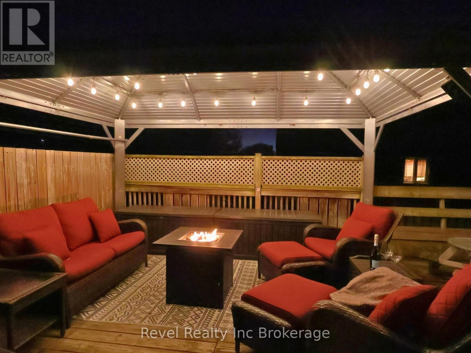 53 Applewood Street, Blandford-Blenheim, Ontario  N0J 1S0 - Photo 39 - X13833616