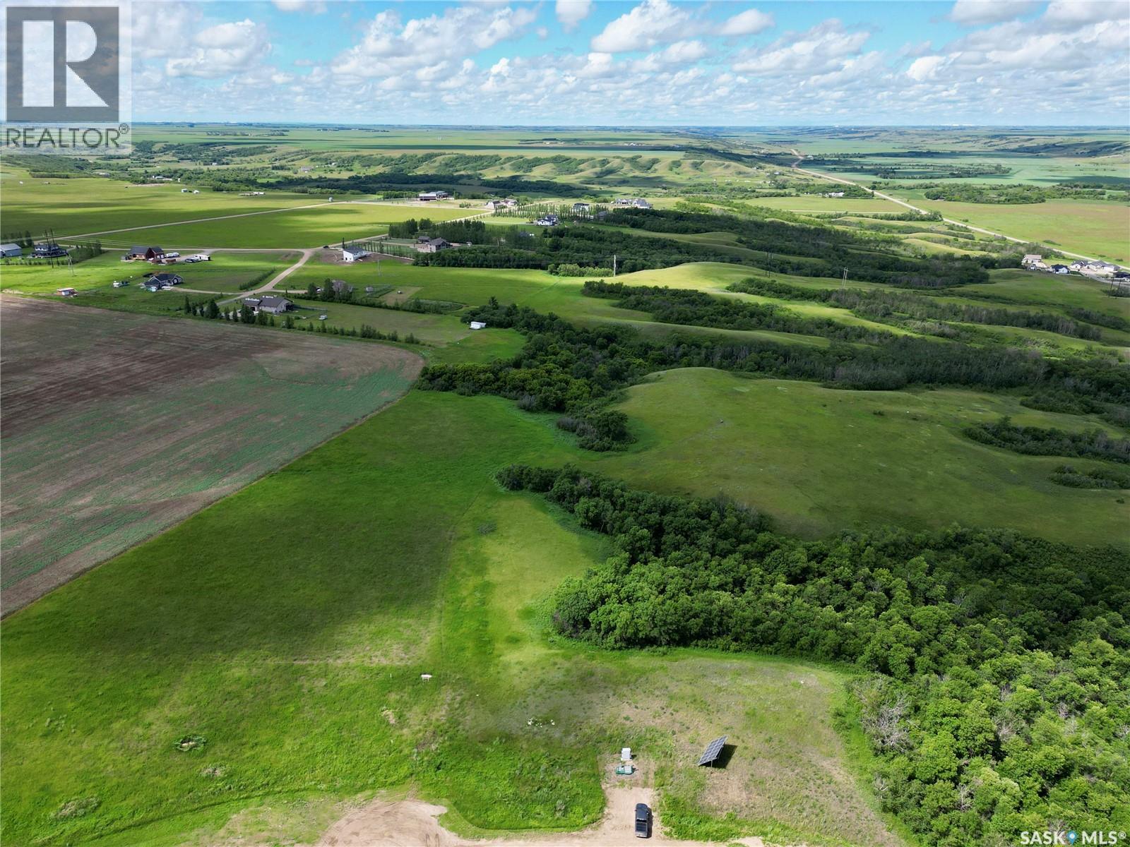 700-800 James Street S, Lumsden, Saskatchewan  S0G 3C0 - Photo 2 - SK050896