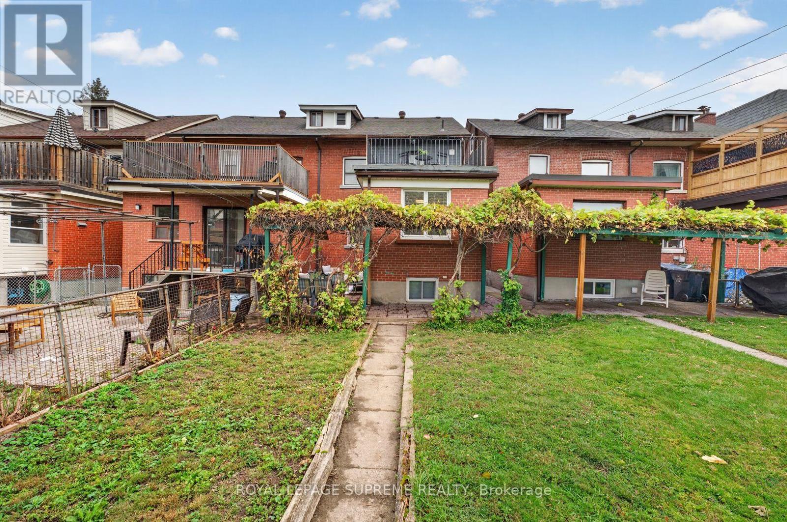 626 Manning Avenue, Toronto (Palmerston-Little Italy), Ontario  M6G 2V9 - Photo 38 - C14029540