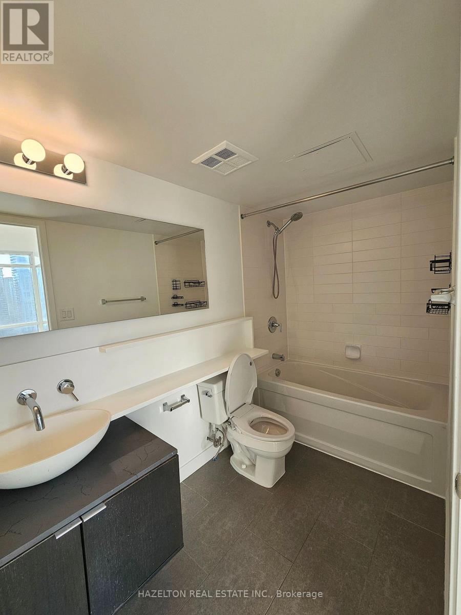 2203 - 15 Fort York Boulevard, Toronto (Waterfront Communities), Ontario  M5V 3Y4 - Photo 17 - C14029554