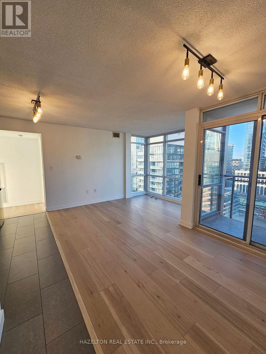 2203 - 15 Fort York Boulevard, Toronto (Waterfront Communities), Ontario  M5V 3Y4 - Photo 2 - C14029554