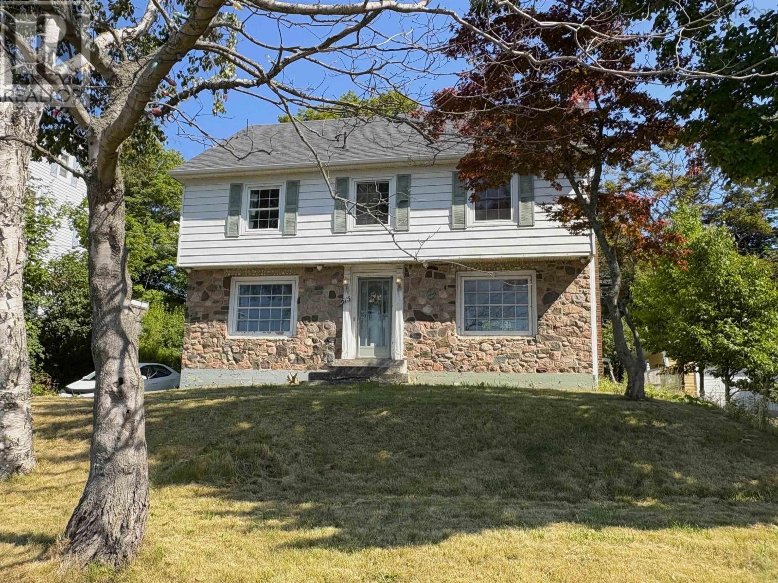 615 Kings Road Road, Sydney, Nova Scotia  B1S 1B8 - Photo 1 - 202625792