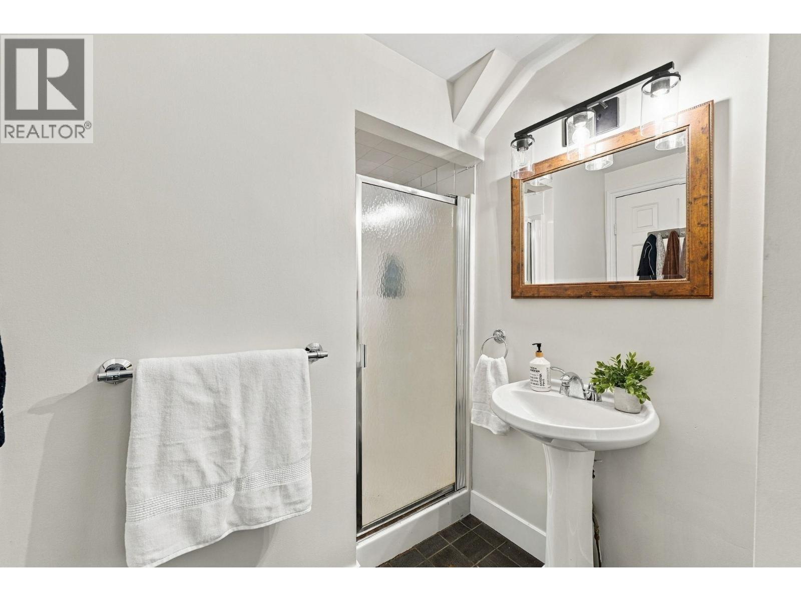 1720 Deep Cove Road, North Vancouver, British Columbia  V7G 1S5 - Photo 18 - R3174757