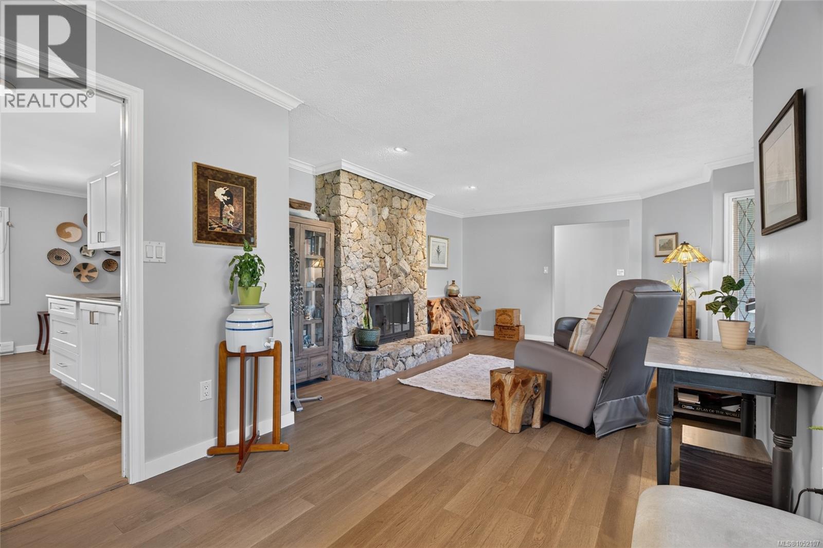 4291 Burbank Cres