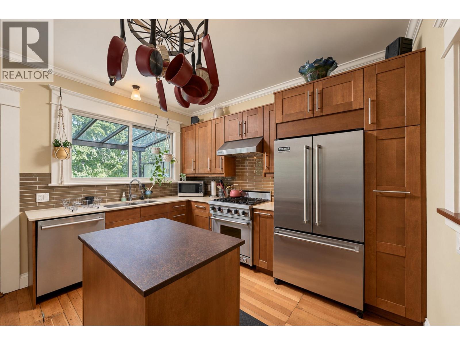 1761 E 4th Avenue, Vancouver, British Columbia V5N 1J9 - Photo 11 - R3174980