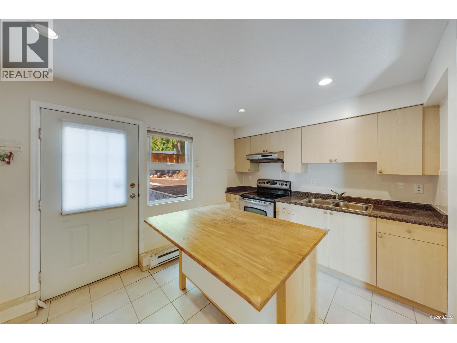 1201 NOONS CREEK DRIVE