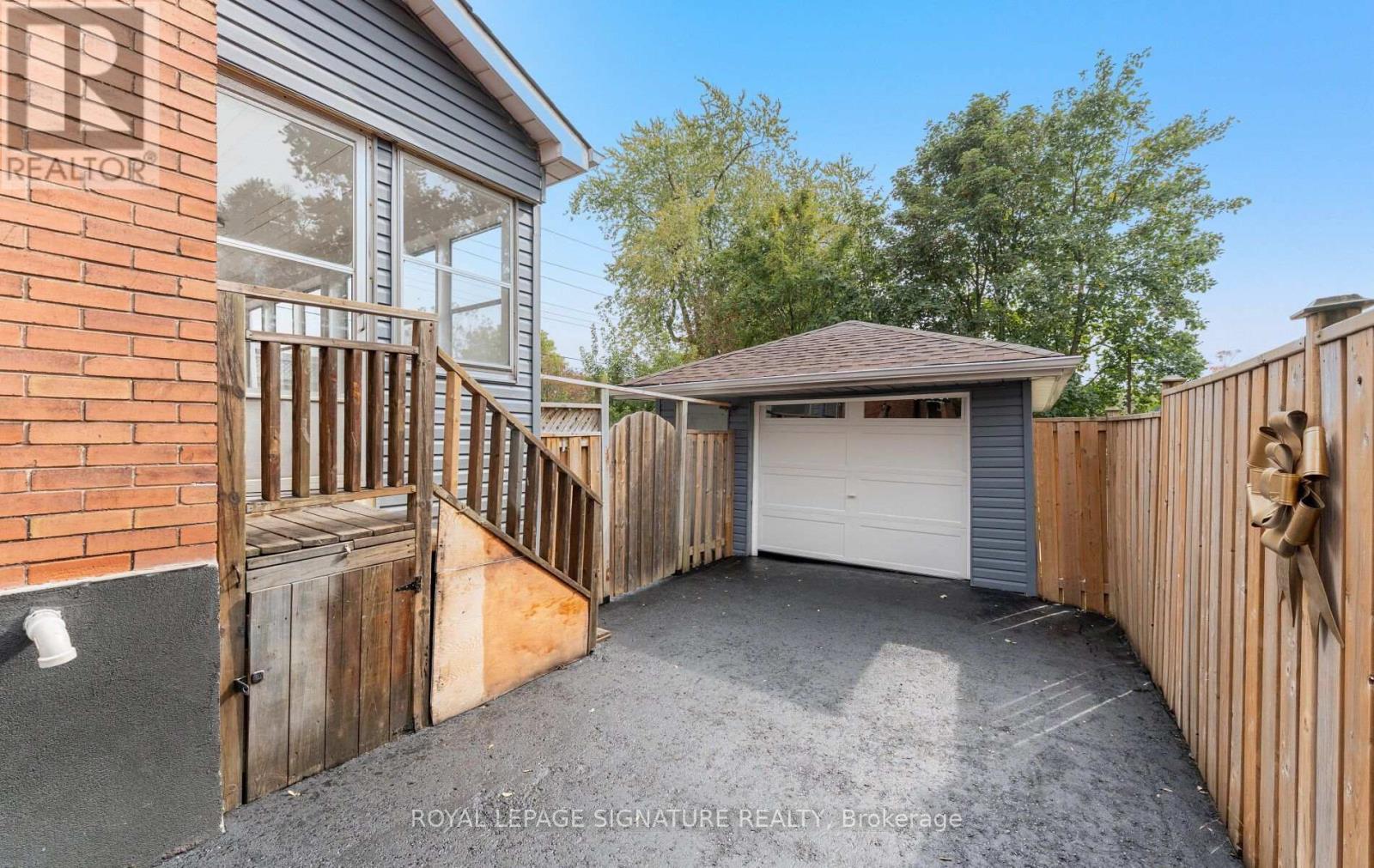 317 Gliddon Avenue, Oshawa, Ontario  L2H 1Z2 - Photo 37 - E14029406