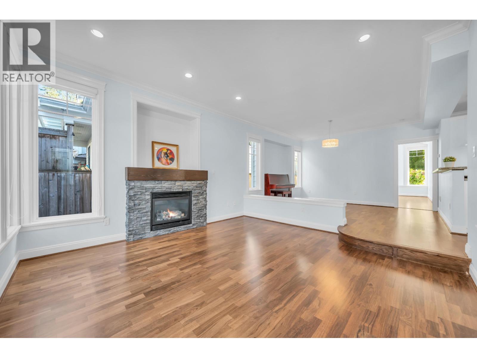 2411 George Street, North Vancouver, British Columbia  V7P 2N4 - Photo 20 - R3174964