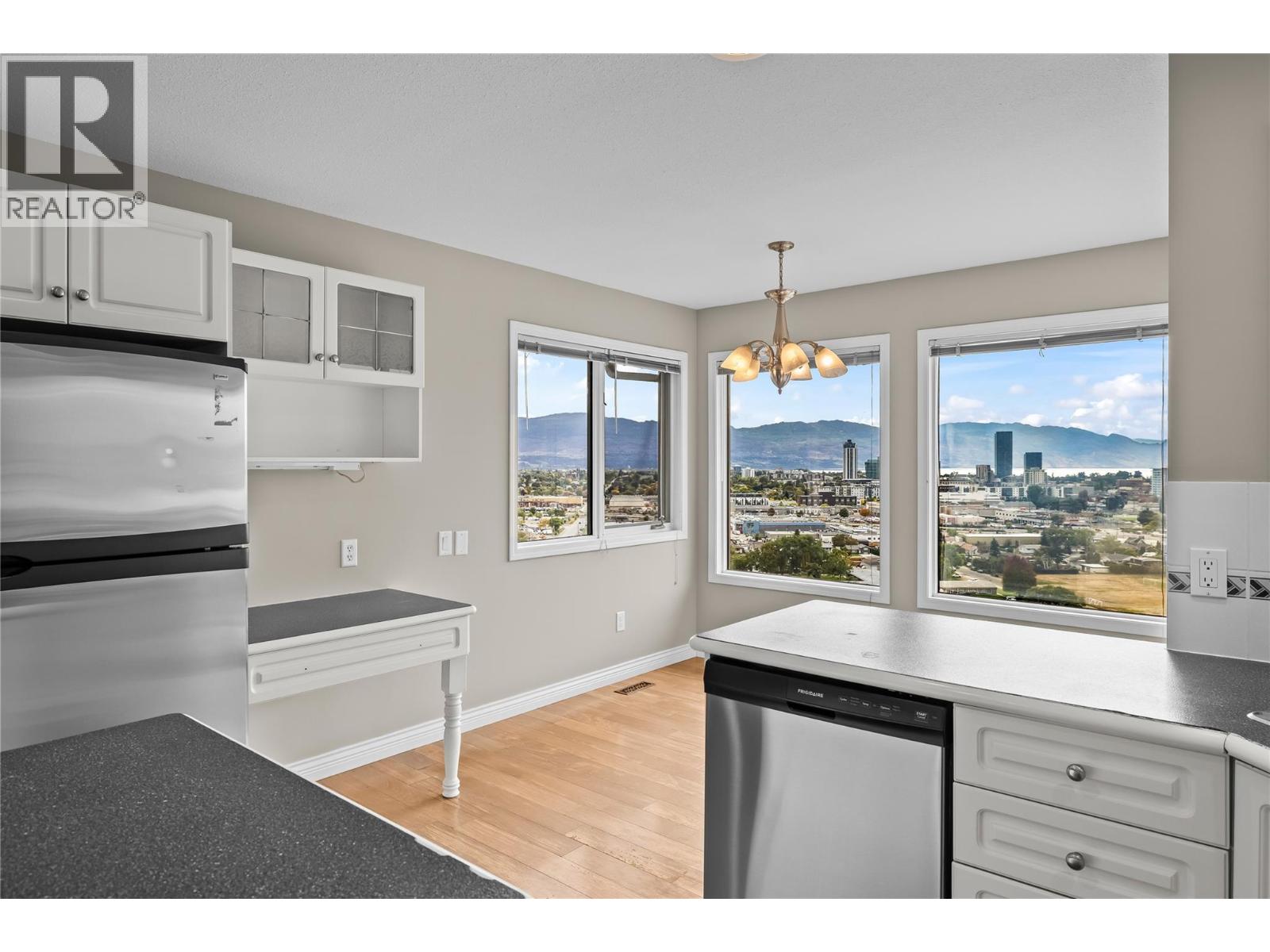 657 Royal View Drive, Kelowna, British Columbia  V1Y 9K5 - Photo 23 - 10402296