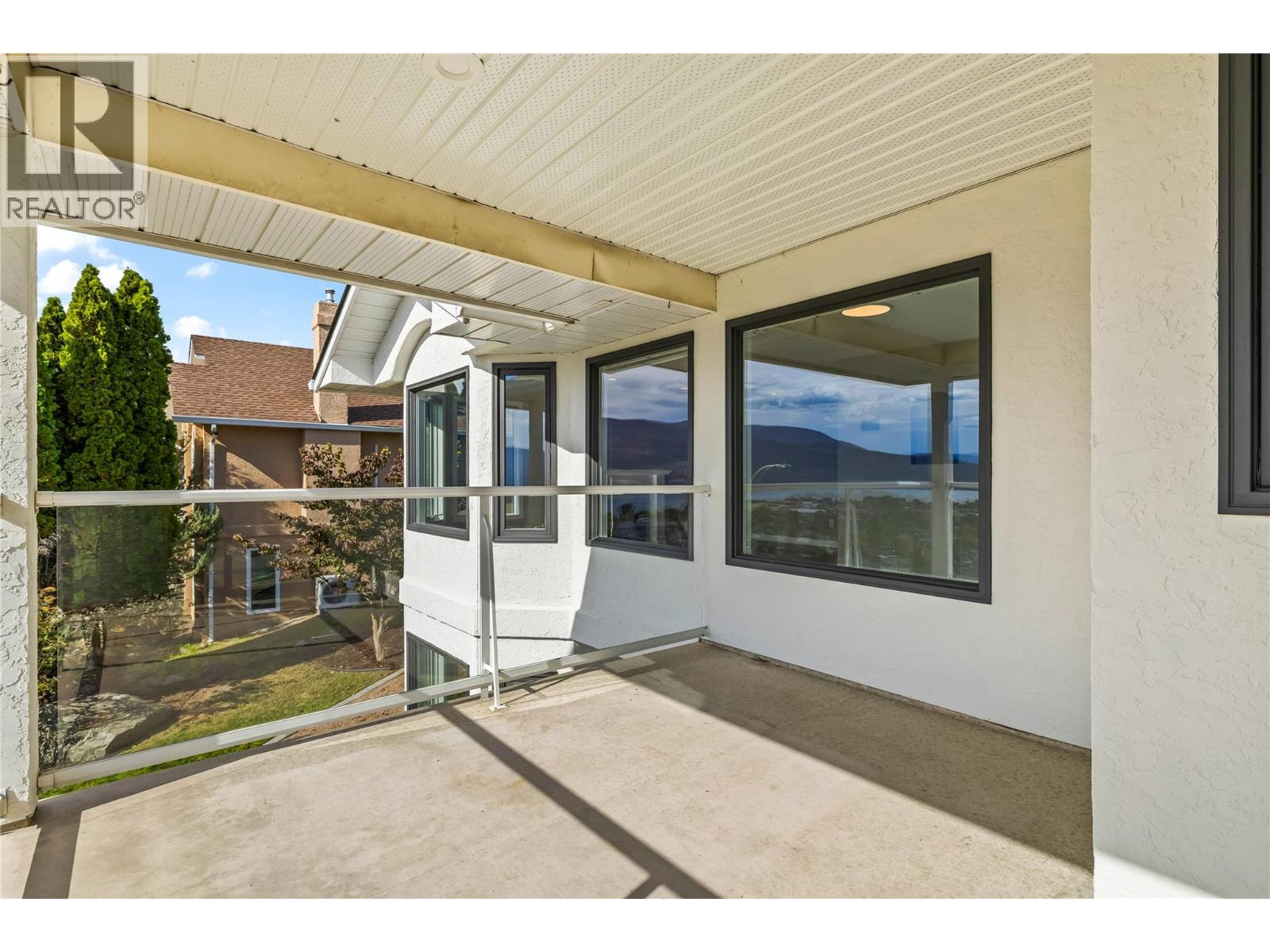 657 Royal View Drive, Kelowna, British Columbia  V1Y 9K5 - Photo 29 - 10402296