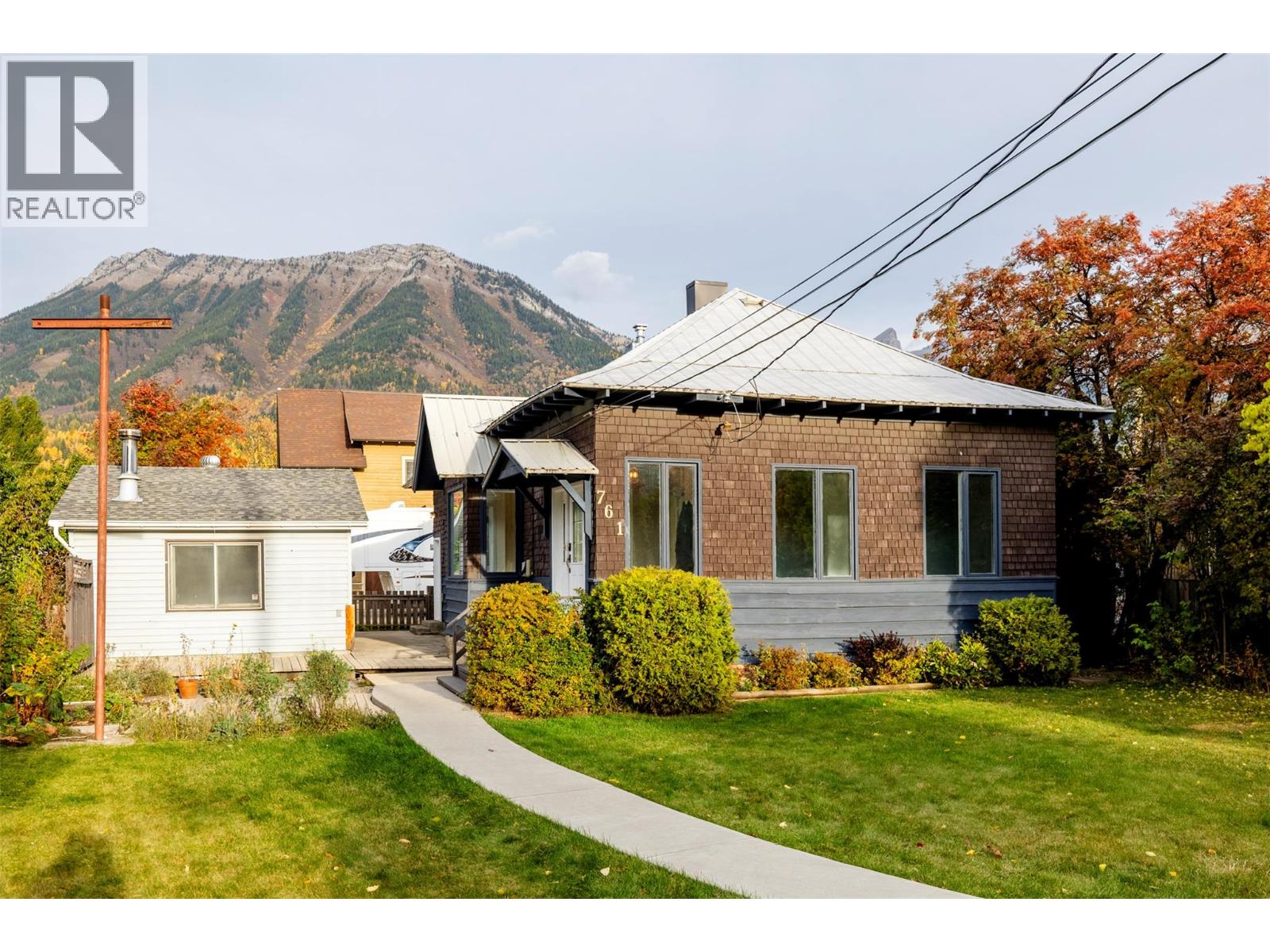 761 4th Avenue, Fernie, British Columbia  V0B 1M0 - Photo 8 - 10403382