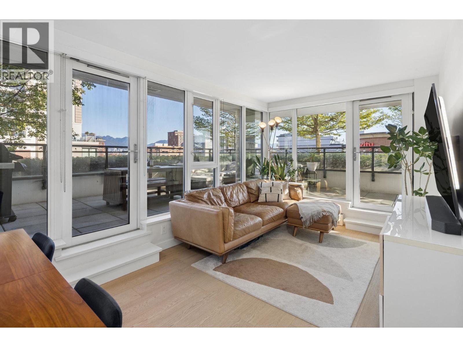 1007 188 Keefer Street, Vancouver, British Columbia V6A 0E3 - Photo 6 - R3175038