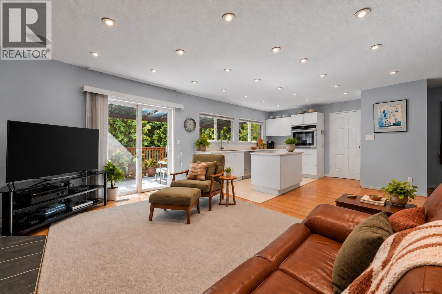 6250 Summit Avenue, West Vancouver, British Columbia  V7W 1Y2 - Photo 19 - R3175027