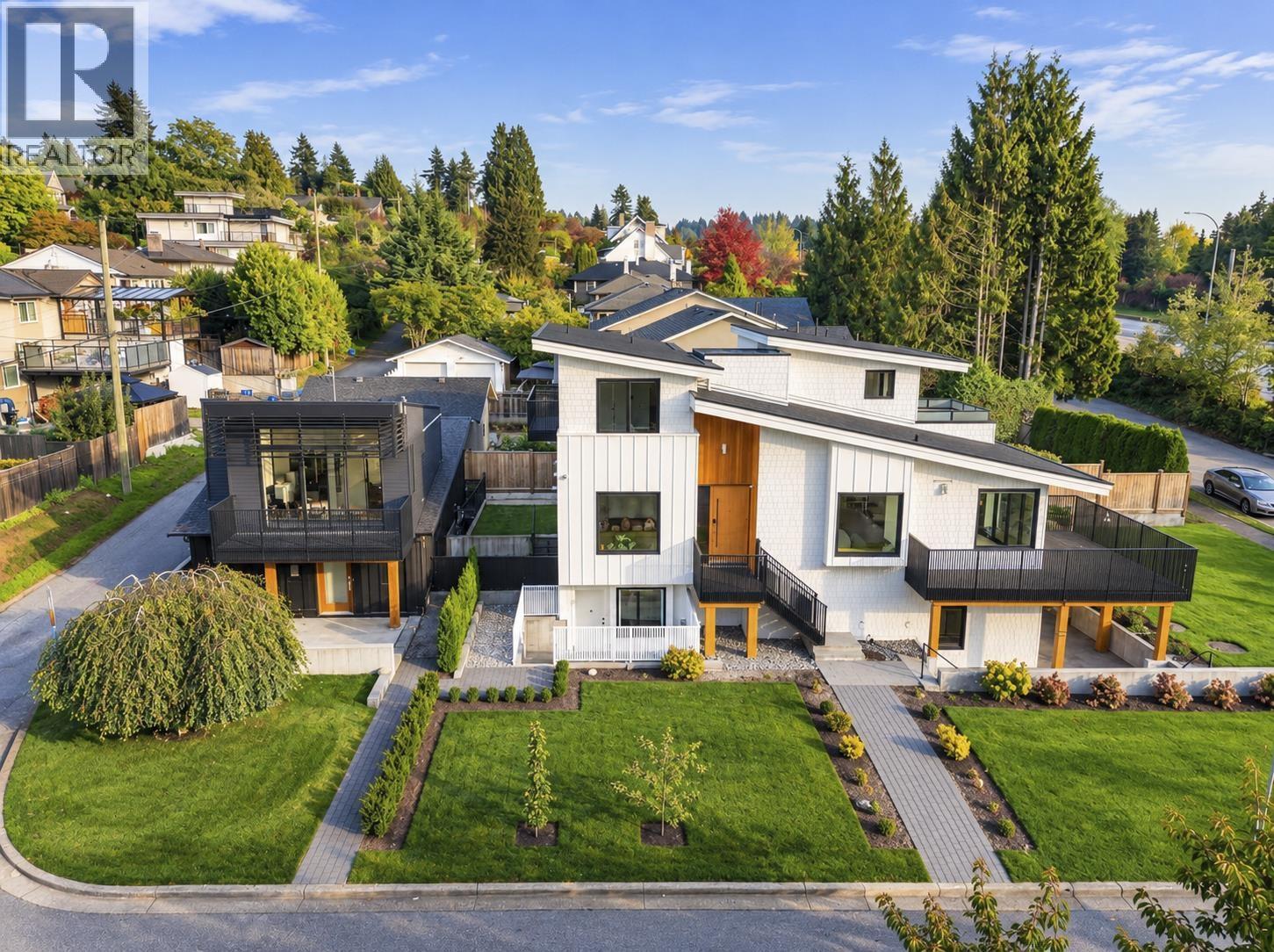 366 W 25TH STREET, North Vancouver, British Columbia
