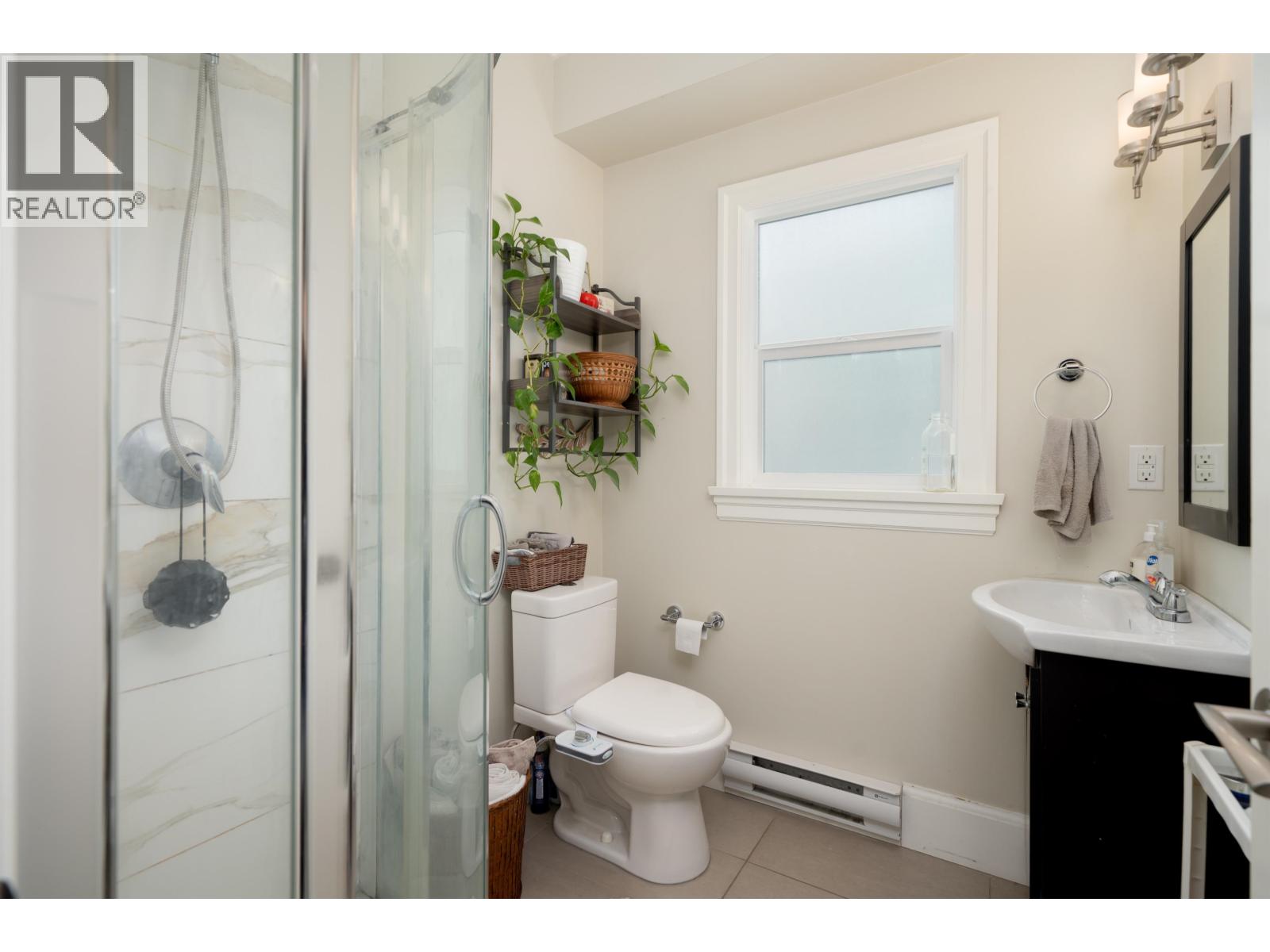 518 E 11th Avenue, Vancouver, British Columbia V5T 2C9 - Photo 16 - R3175053