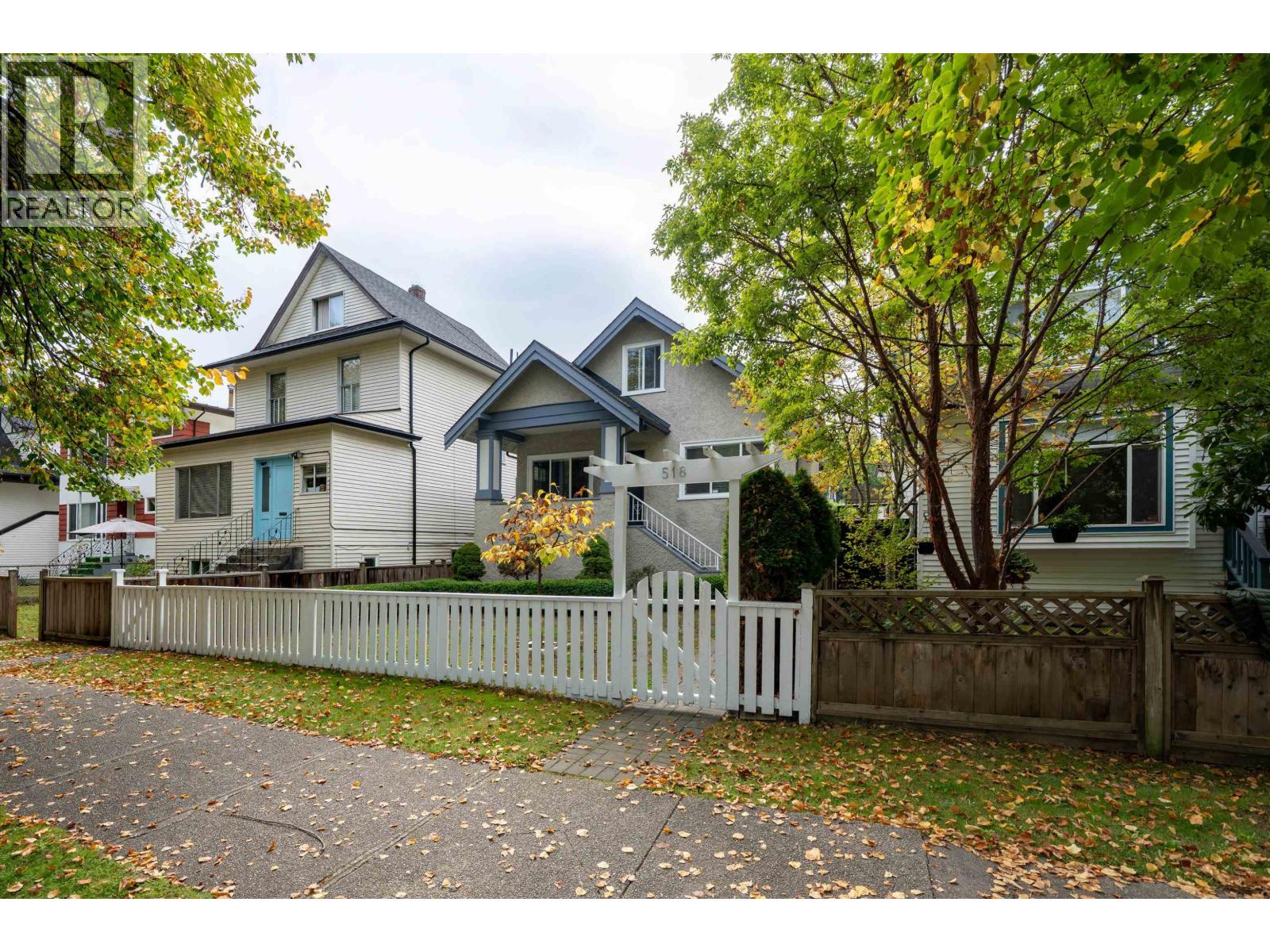 518 E 11th Avenue, Vancouver, British Columbia V5T 2C9 - Photo 2 - R3175053