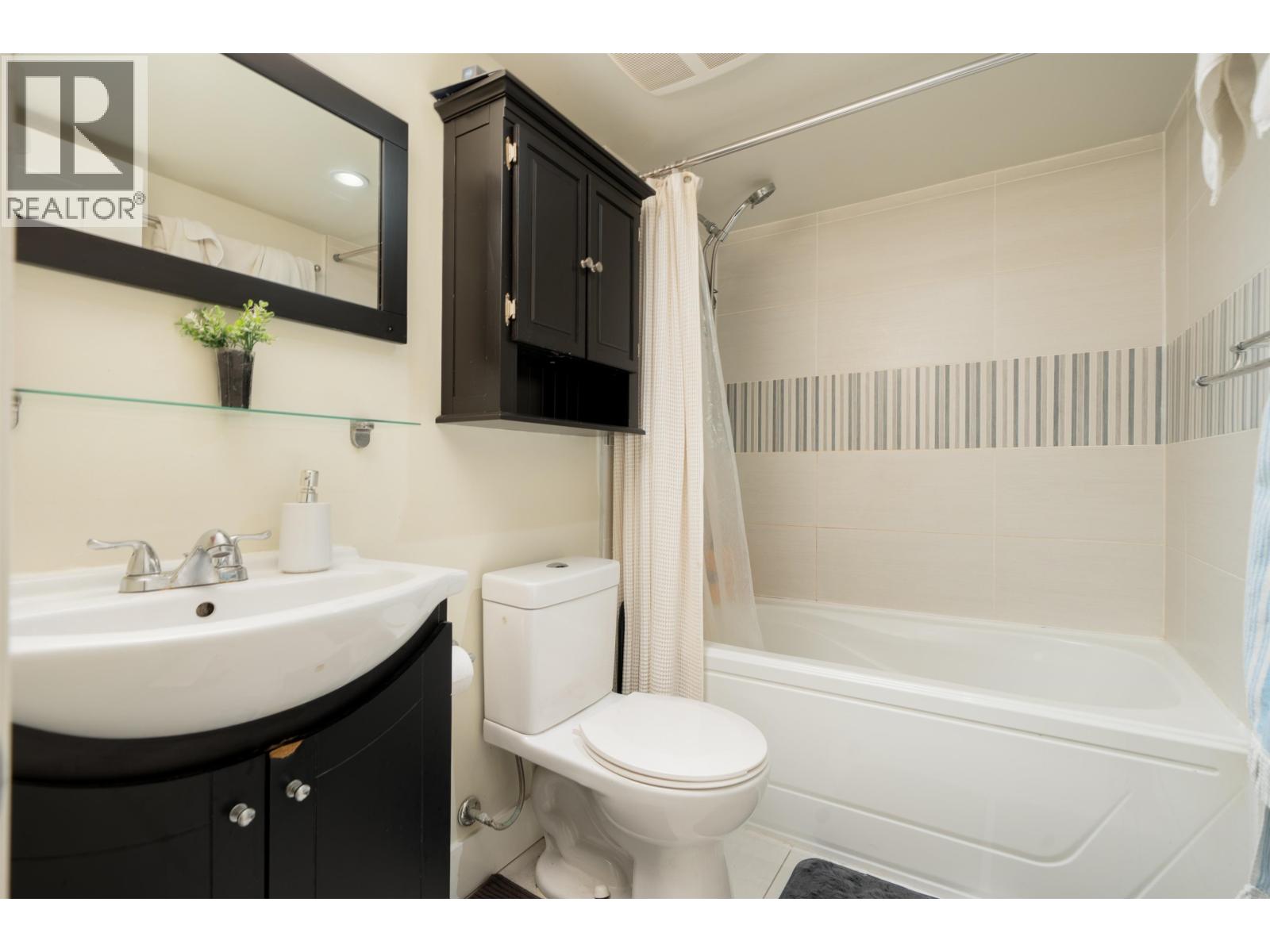 518 E 11th Avenue, Vancouver, British Columbia V5T 2C9 - Photo 26 - R3175053