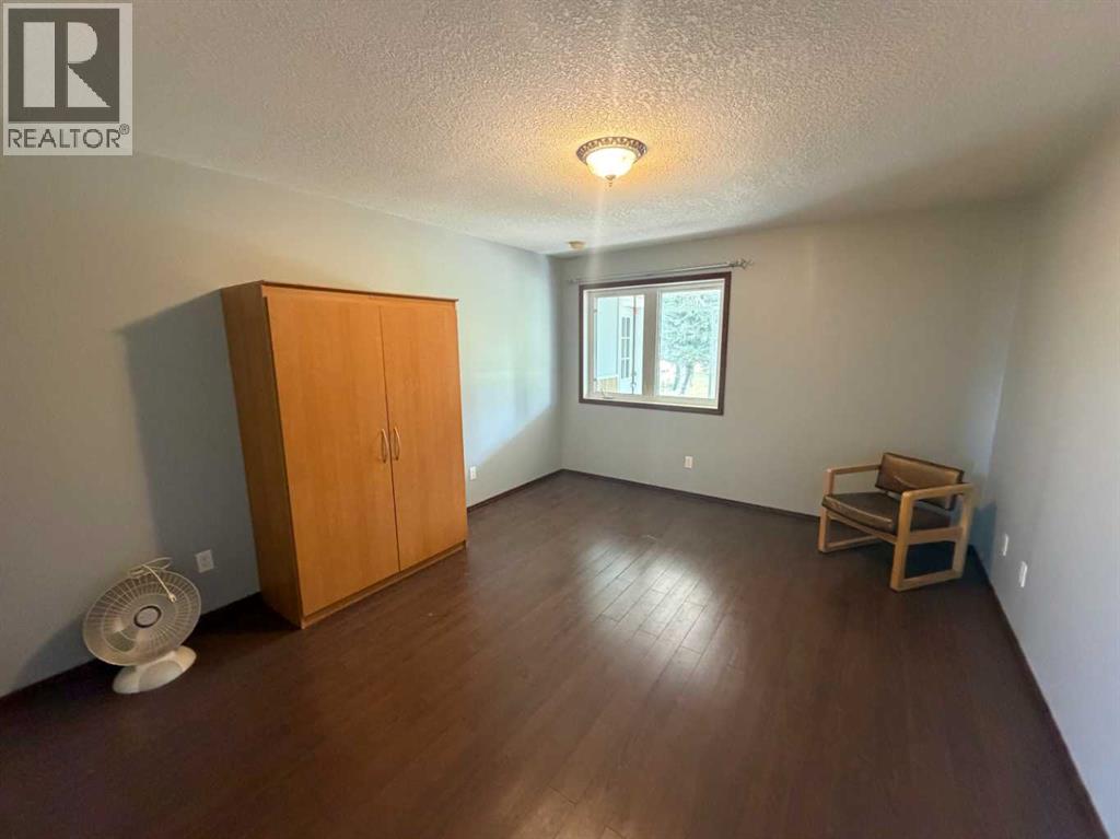 275001 Township Road 51