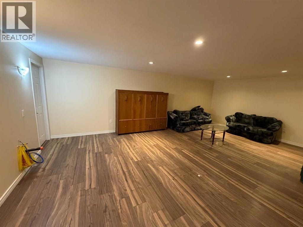 275001 Township Road 51