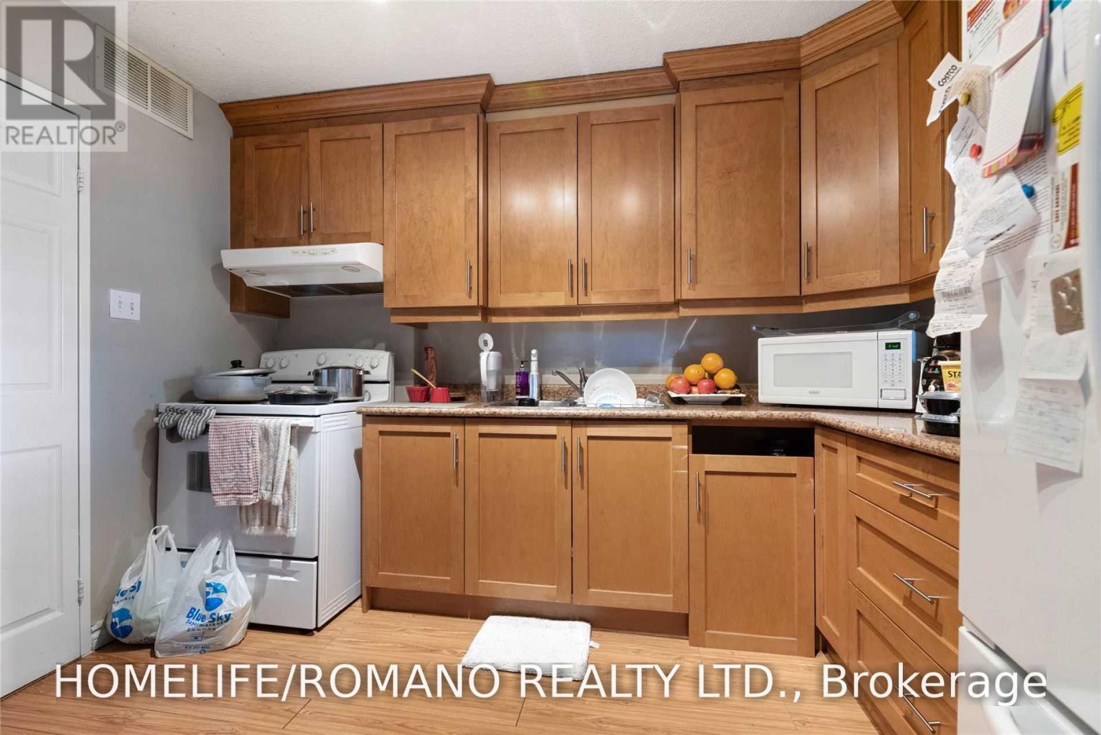 301 - 1881 Jane Street, Toronto, Ontario  M9N 3S7 - Photo 13 - W14029608