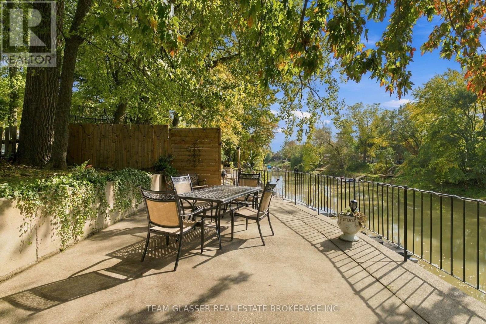 8421 Defore Drive, Lambton Shores, Ontario  N0M 1T0 - Photo 2 - X13879018