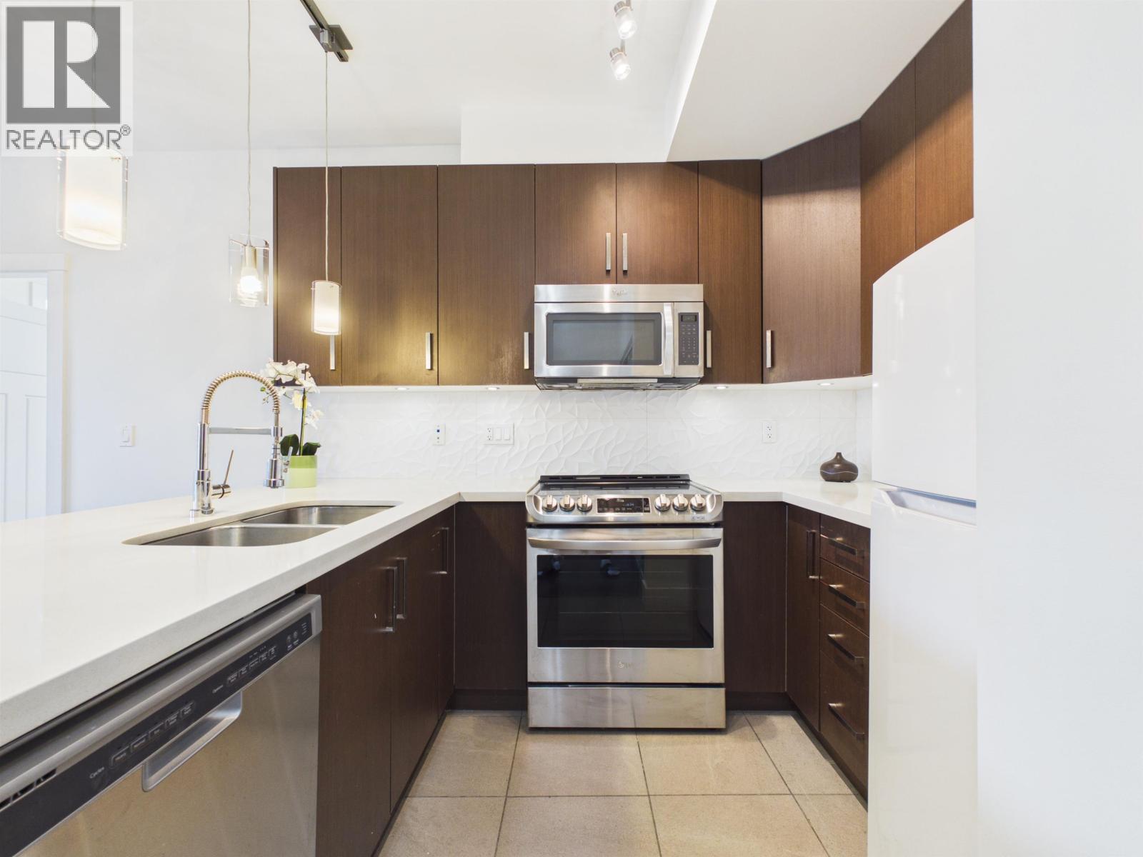 206 5288 Beresford Street, Burnaby, British Columbia  V5J 1H9 - Photo 6 - R3174763