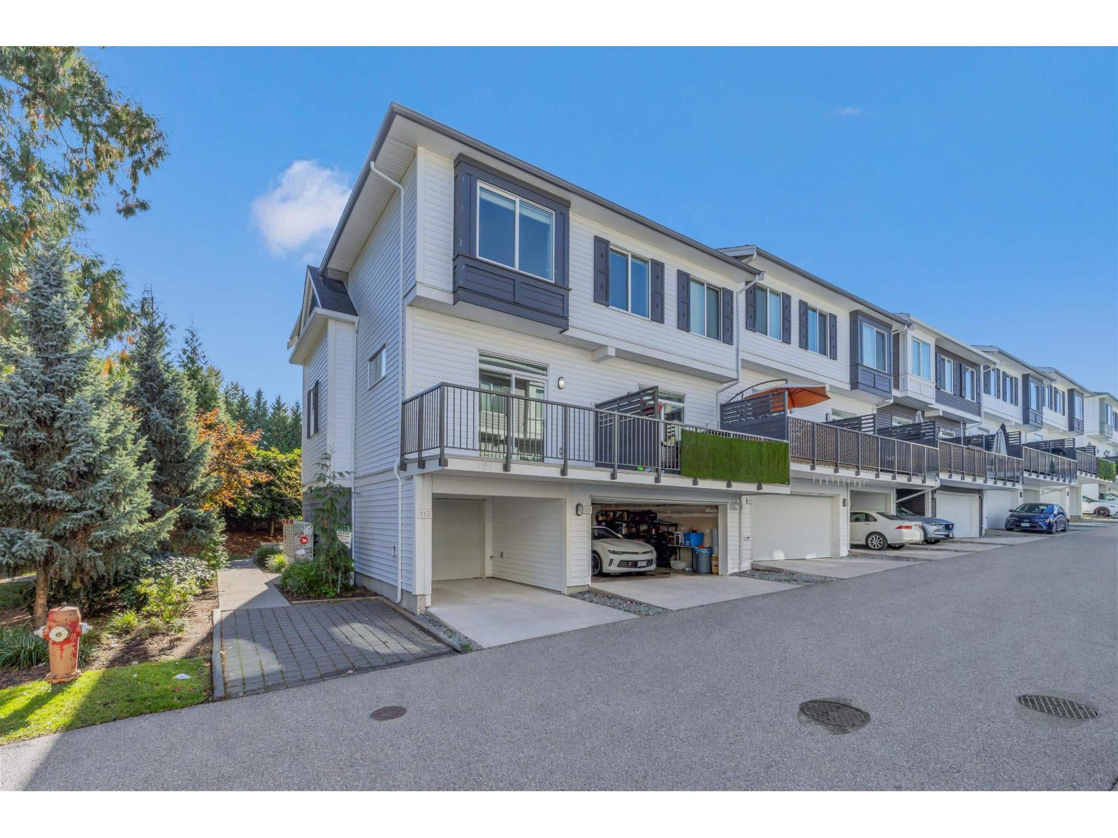113 8130 136a Street, Surrey, British Columbia  V3W 1H9 - Photo 2 - R3174867