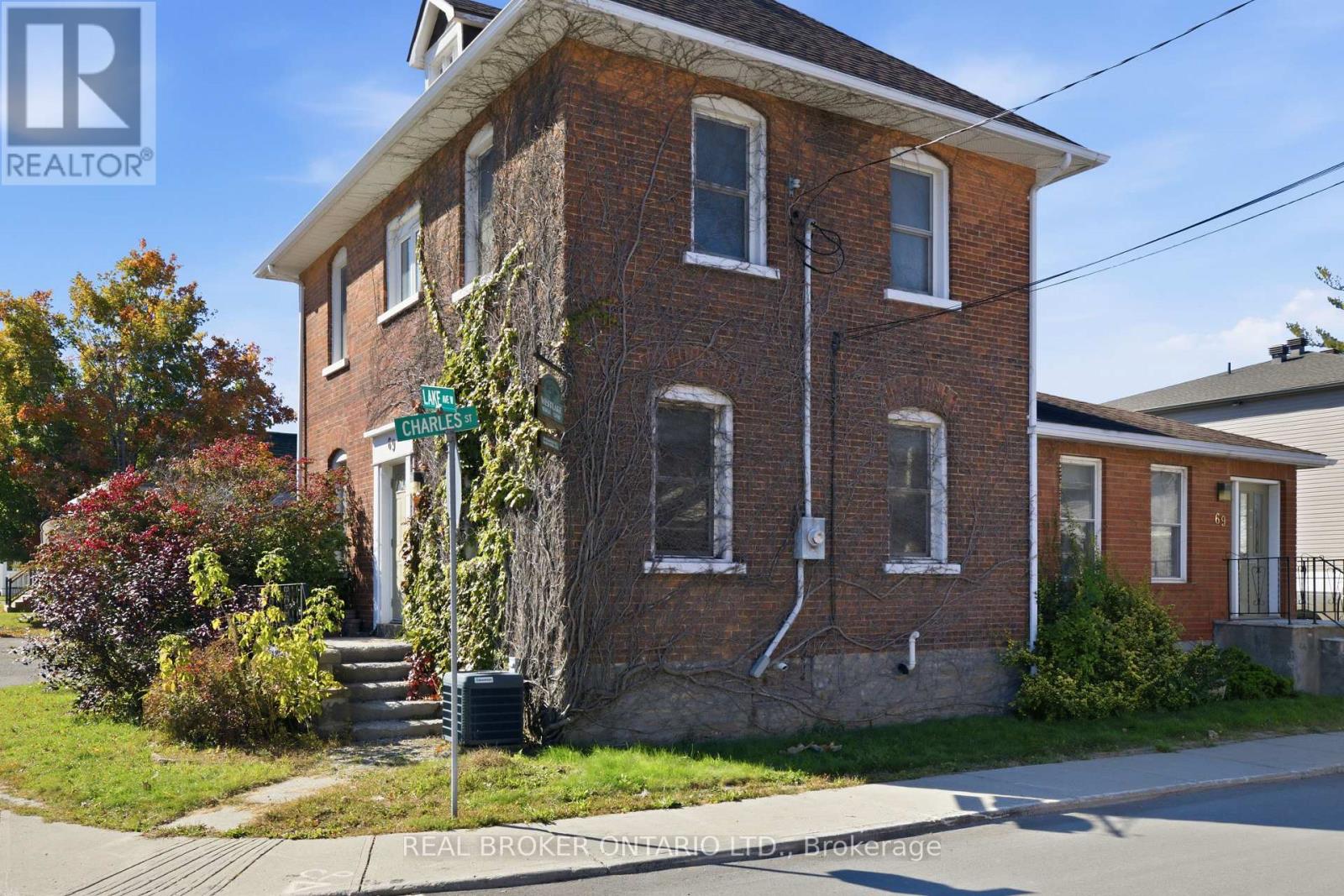 69 Lake Avenue W, Carleton Place, Ontario  K7C 1L5 - Photo 2 - X14029642