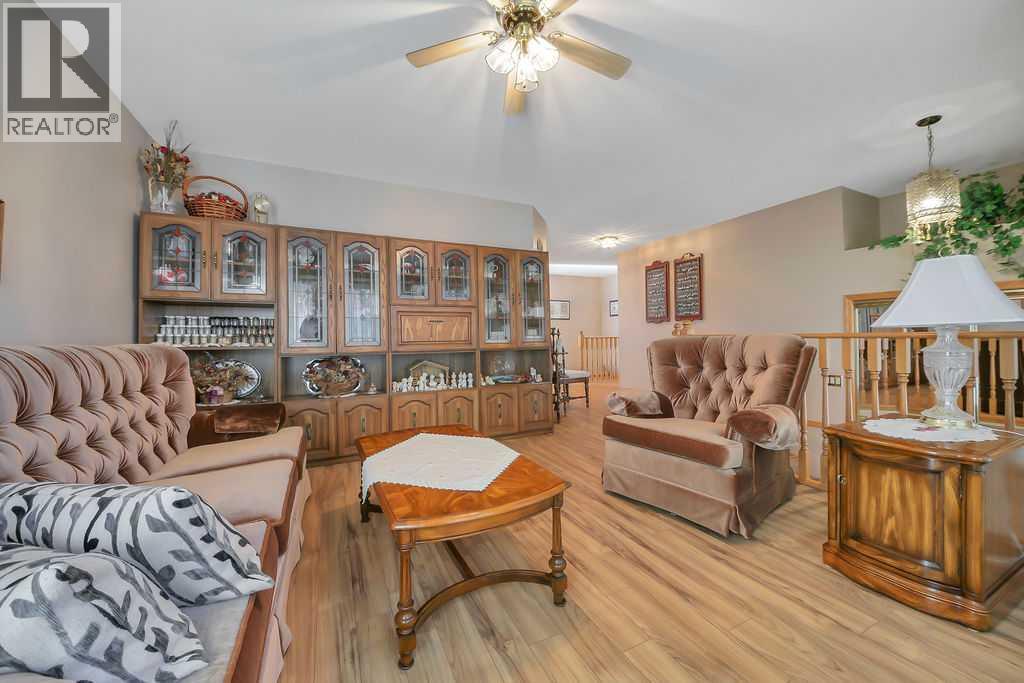 51 Willow Springs Crescent