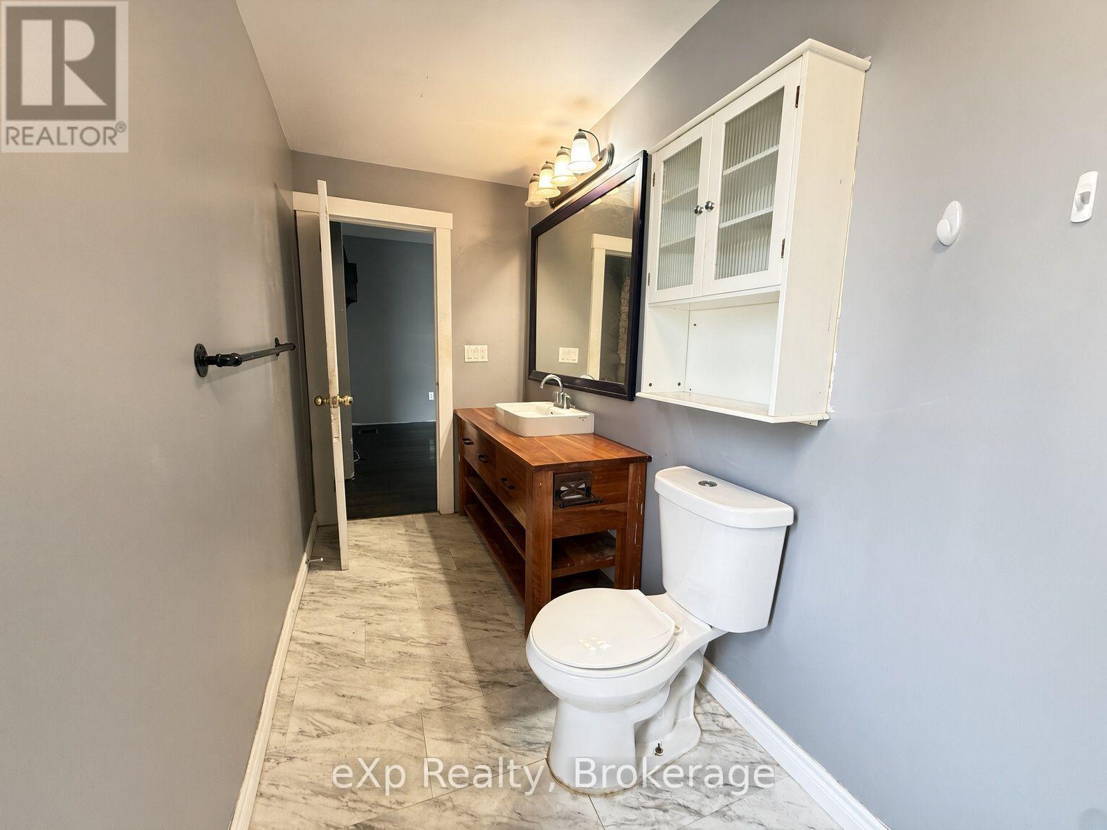 388 11th Street, Hanover, Ontario  N4N 1S5 - Photo 12 - X14029692