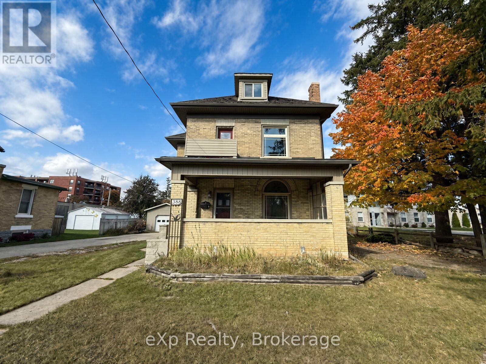 388 11th Street, Hanover, Ontario  N4N 1S5 - Photo 2 - X14029692