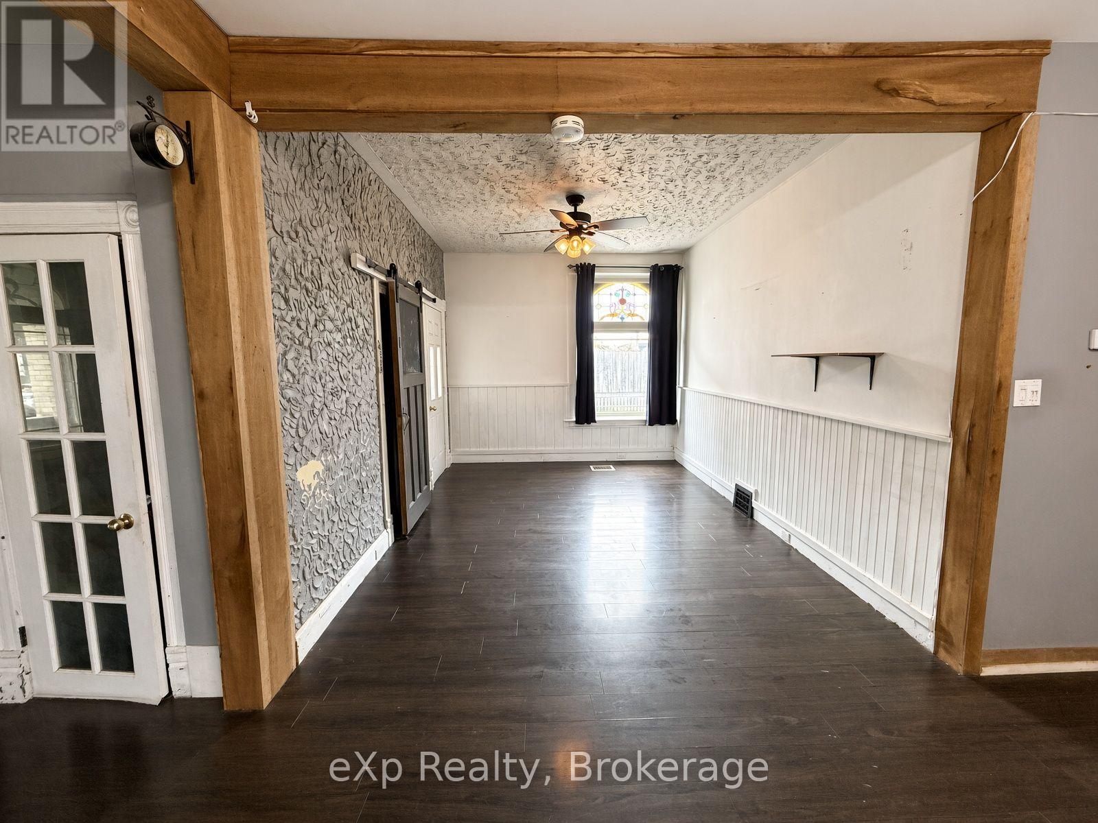 388 11th Street, Hanover, Ontario  N4N 1S5 - Photo 8 - X14029692