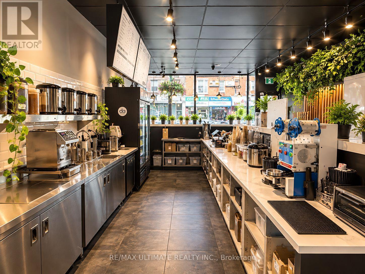 621 Bloor Street W, Toronto (Palmerston-Little Italy), Ontario  M6G 1K8 - Photo 6 - C14029672