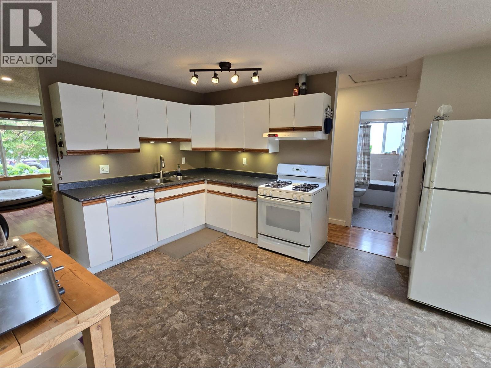 4703 Goulet Avenue, Terrace, British Columbia  V8G 4E3 - Photo 6 - R3174855