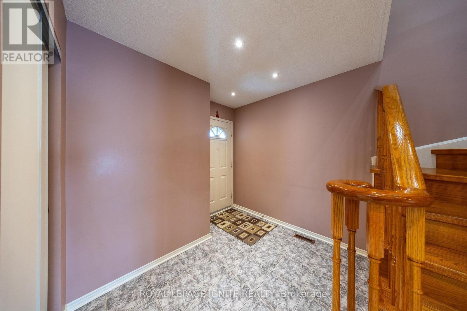 5 Kruger Road, Markham (Middlefield), Ontario  L3S 3X1 - Photo 4 - N14029686