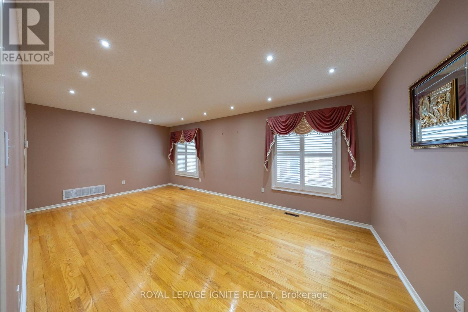 5 Kruger Road, Markham (Middlefield), Ontario  L3S 3X1 - Photo 5 - N14029686