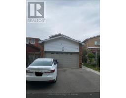33 MCGRAW AVENUE, Brampton, Ontario