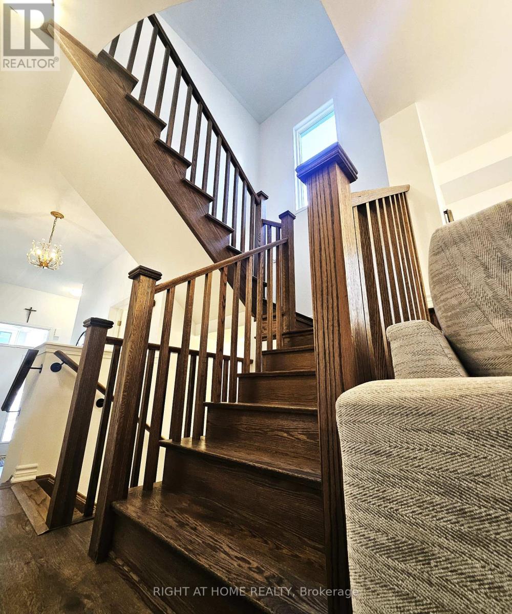 297 Starflower Place, Milton (Walker), Ontario  L9E 1Y3 - Photo 9 - W14029680