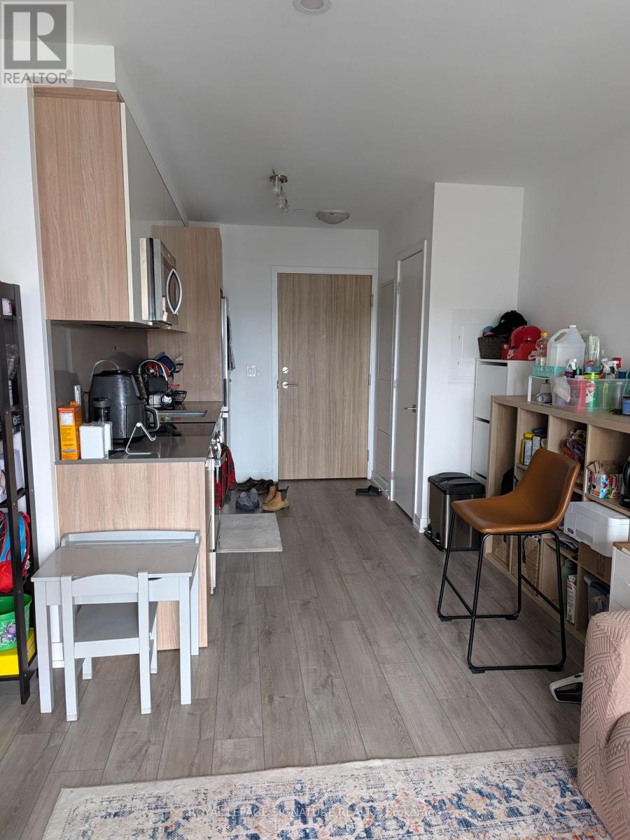 1121 - 3100 Keele Street, Toronto (Downsview-Roding-Cfb), Ontario  M3M 0E1 - Photo 3 - W14029684