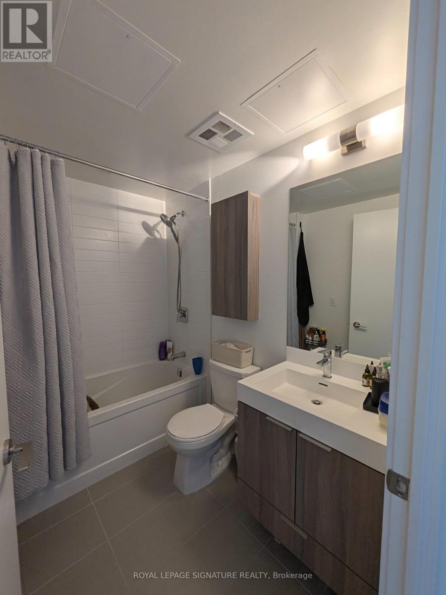 1121 - 3100 Keele Street, Toronto (Downsview-Roding-Cfb), Ontario  M3M 0E1 - Photo 9 - W14029684