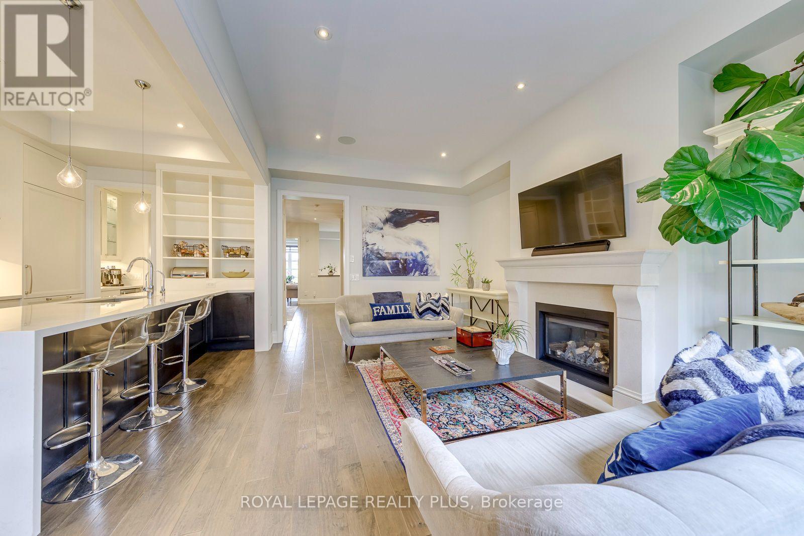 221 Hanover Street, Oakville (Wo West), Ontario  L6K 0G9 - Photo 20 - W14029714
