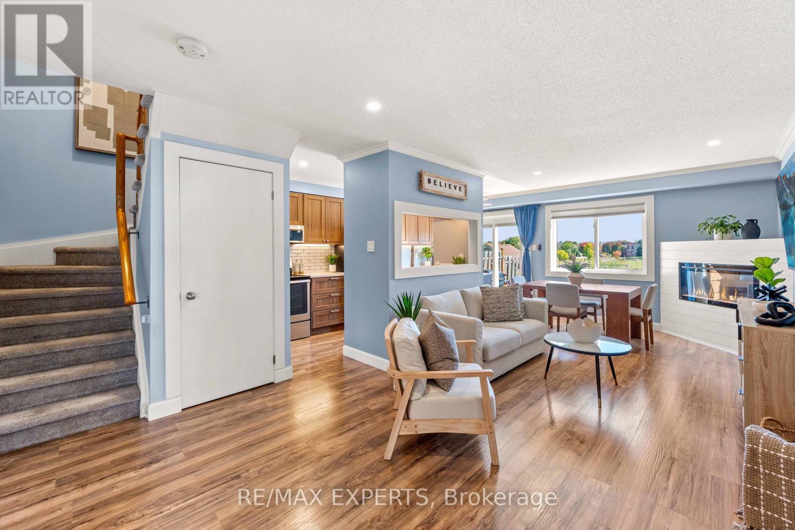 25 MAINPRIZE CRESCENT, East Gwillimbury, Ontario